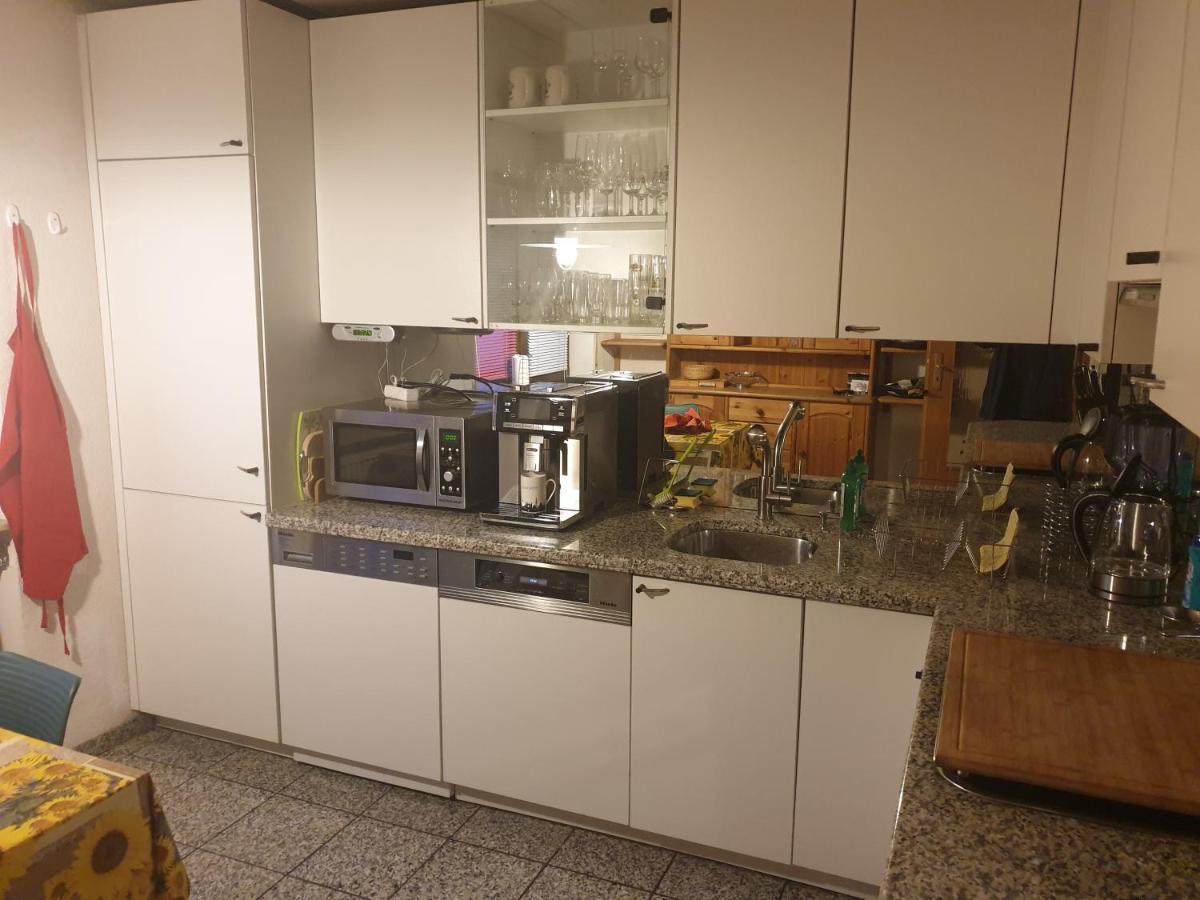 Wohnung Fuer 4 Personen, 2 Schlafzimmer, 2 Parkplaetze, Wlan Konstanz Exterior photo